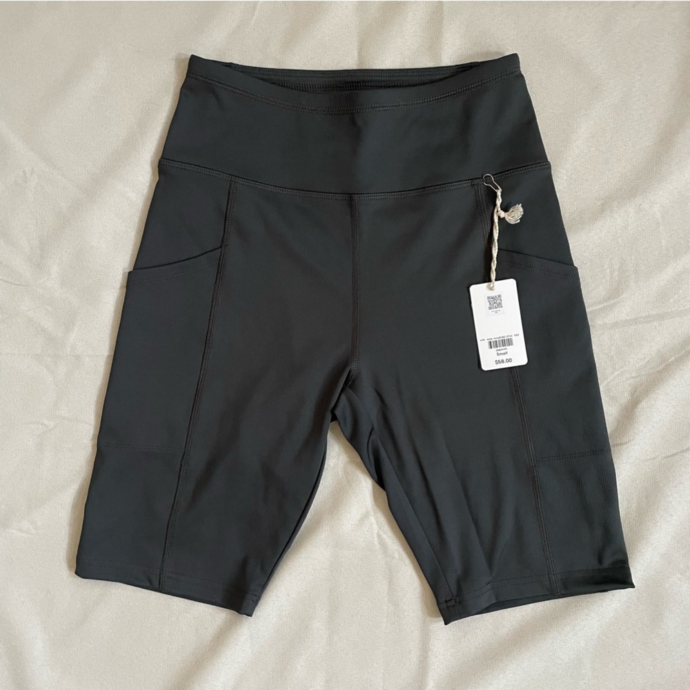 Up West Women’s 9” Bliss short size Small